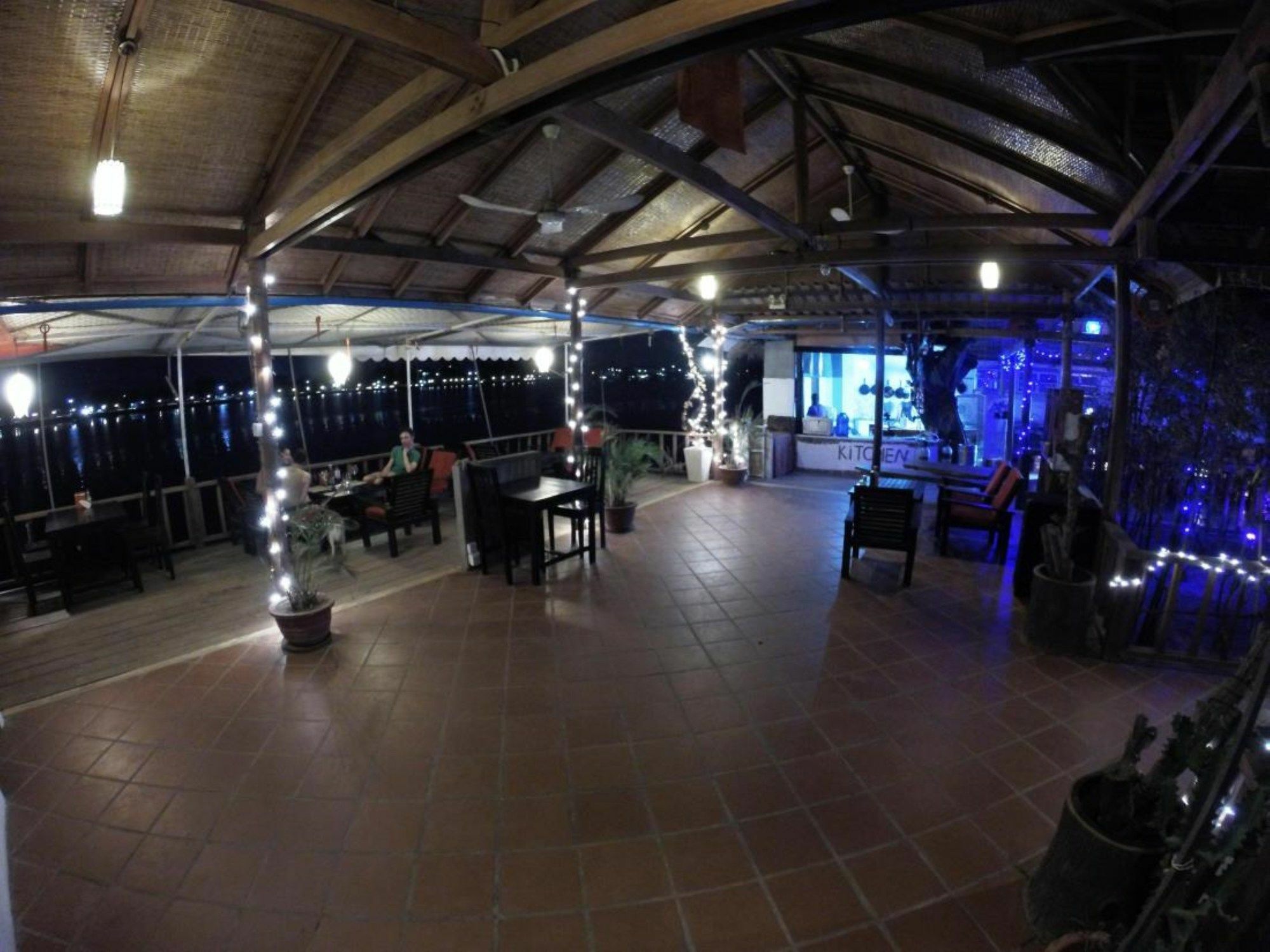 קמפוט The River Lodge מראה חיצוני תמונה